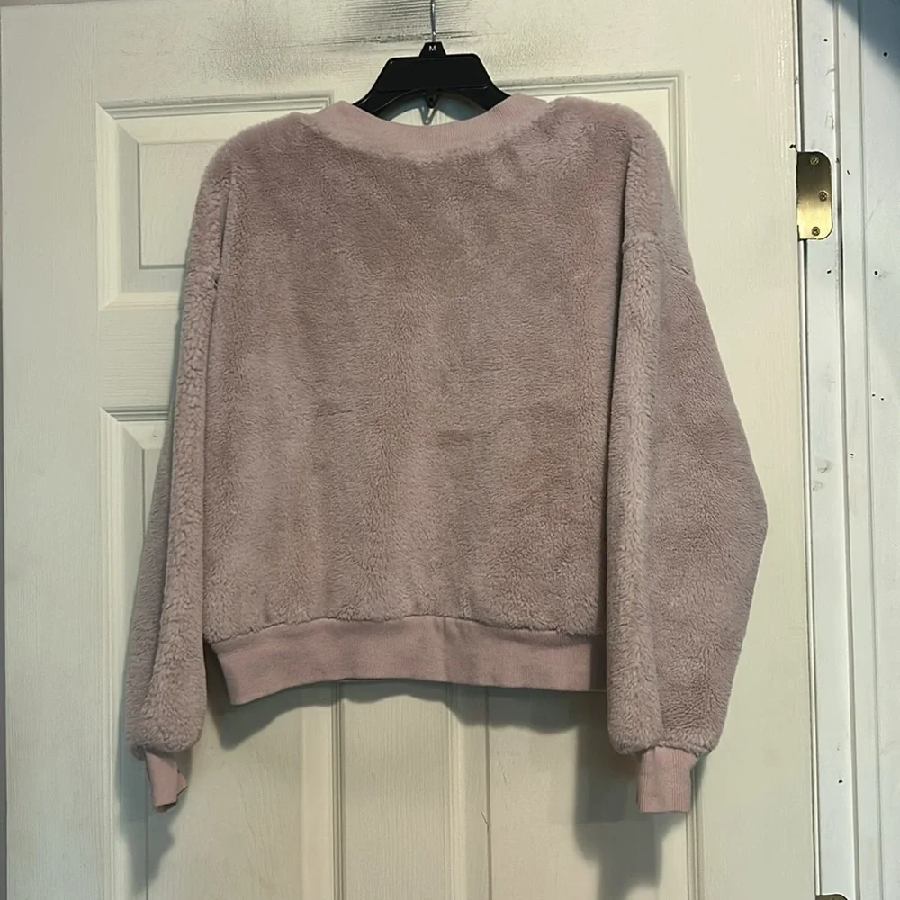 Wild Fable Faux Fur Sweatshirt Size Medium Mauve - Picture 6 of 6